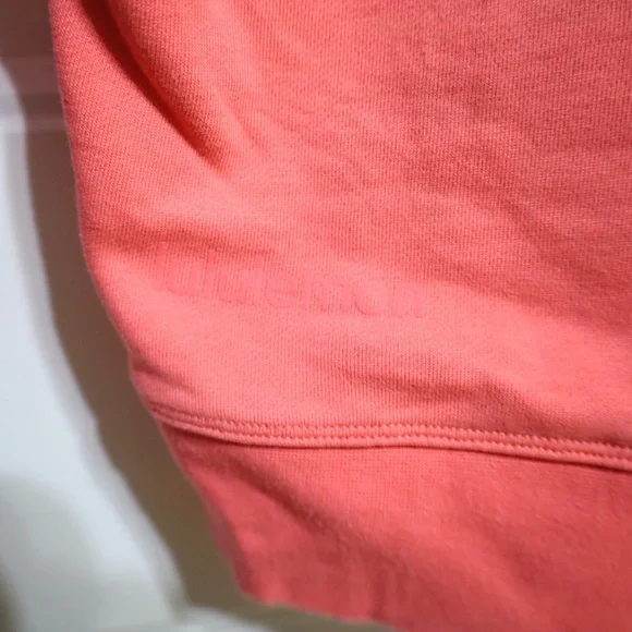 Lululemon Perfectly Oversized Crew Raspberry Cream Womens Size 4 - Picture 6 of 8